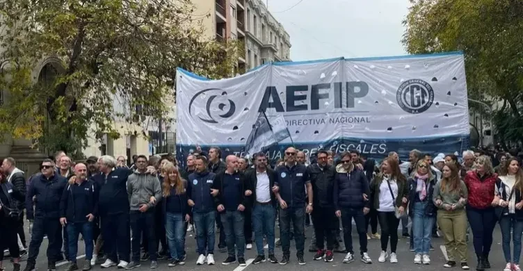 Sindicatos de ARCA cuestionan la baja de retenciones y reclaman paritarias