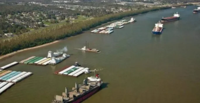 Paritarias en el Río: Dragado y Balizamiento cerró un aumento del 11% y bonos de hasta $740.000