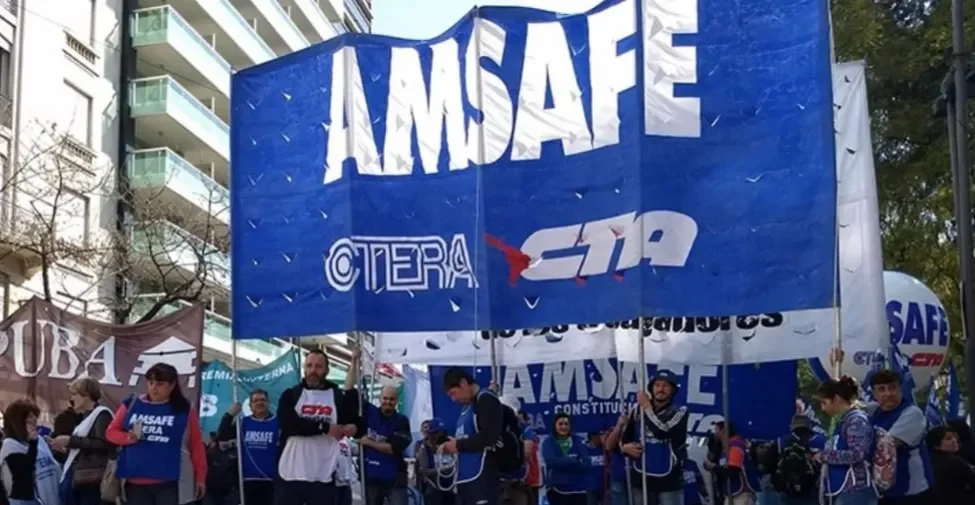 Paritaria docente: El Gobierno convocó a AMSAFE y el gremio advierte que "no hay más lugar para imposiciones"