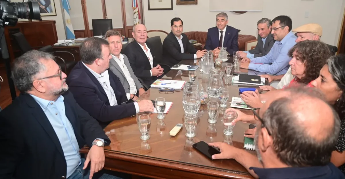 UPCN y ATE aceptaron la oferta salarial del Gobierno de Santa Fe