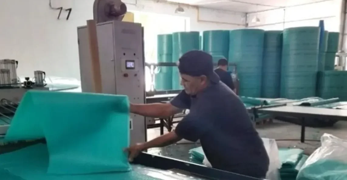Trabajadores del plástico acordaron un aumento del 16,83% en seis meses