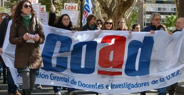La UNR va al paro total: COAD para toda la semana próxima y lanza una "calculadora" para exponer la deuda salarial