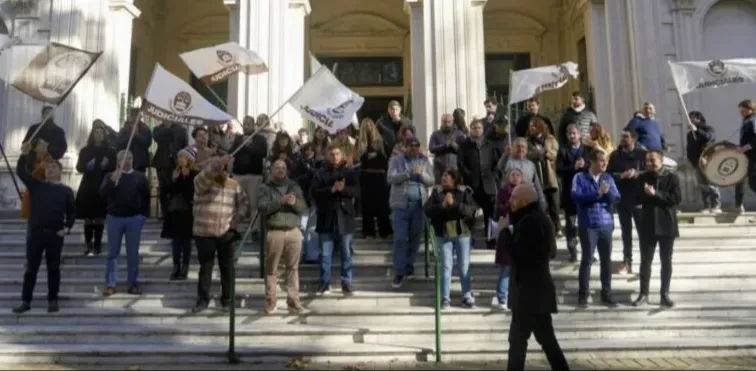 Tribunales: Paro de los judiciales nacionales con fuerte impacto en Rosario por el retraso salarial