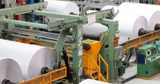 Papeleros acordaron una suba salarial del 12% y un bono de $300.000
