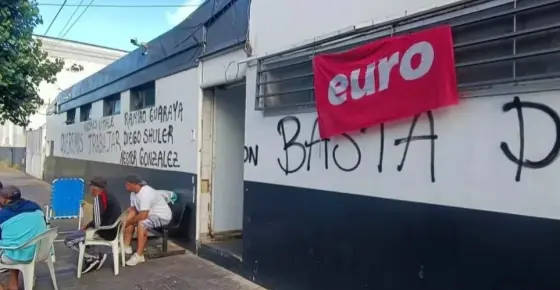 Trabajadores del frigorífico Euro reactivan la producción bajo gestión informal
