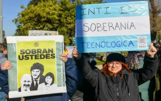 Crisis en el INTI: Denuncian ola de despidos y repudian la represión contra los trabajadores