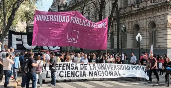 Docentes universitarios anuncian una semana de paro nacional del 26 al 31 de mayo