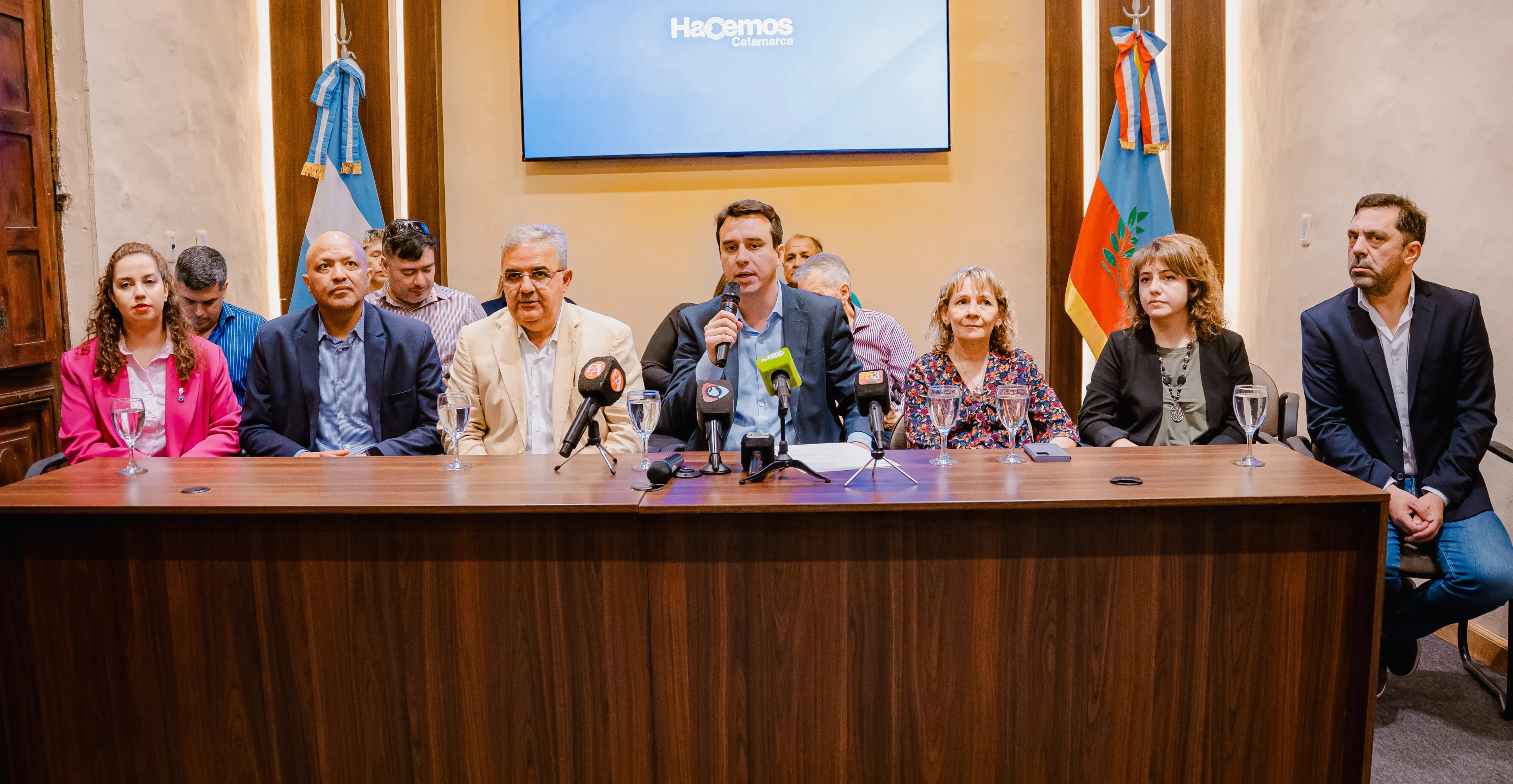 Estatales: una provincia anunció un bono de 120 mil pesos para trabajadores de la administración pública
