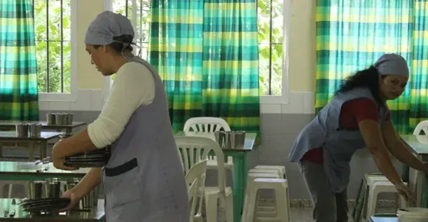 ATE denuncia que Pullaro elimina compensatorios y profundiza el ataque a Asistentes Escolares