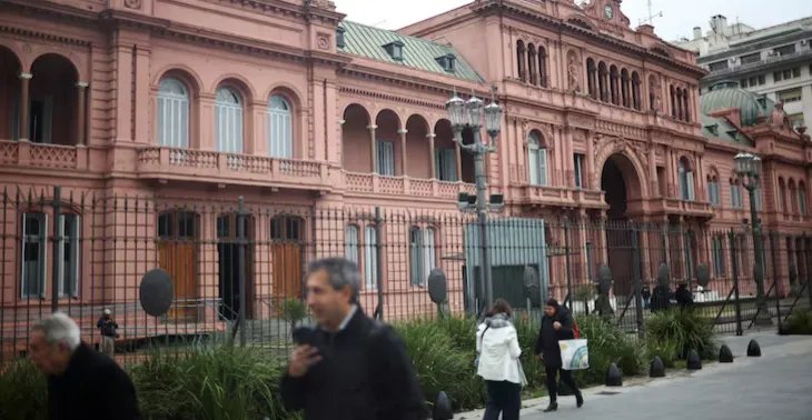 La CGT repudió restricciones a la prensa en Casa Rosada y alertó por “gravedad institucional”